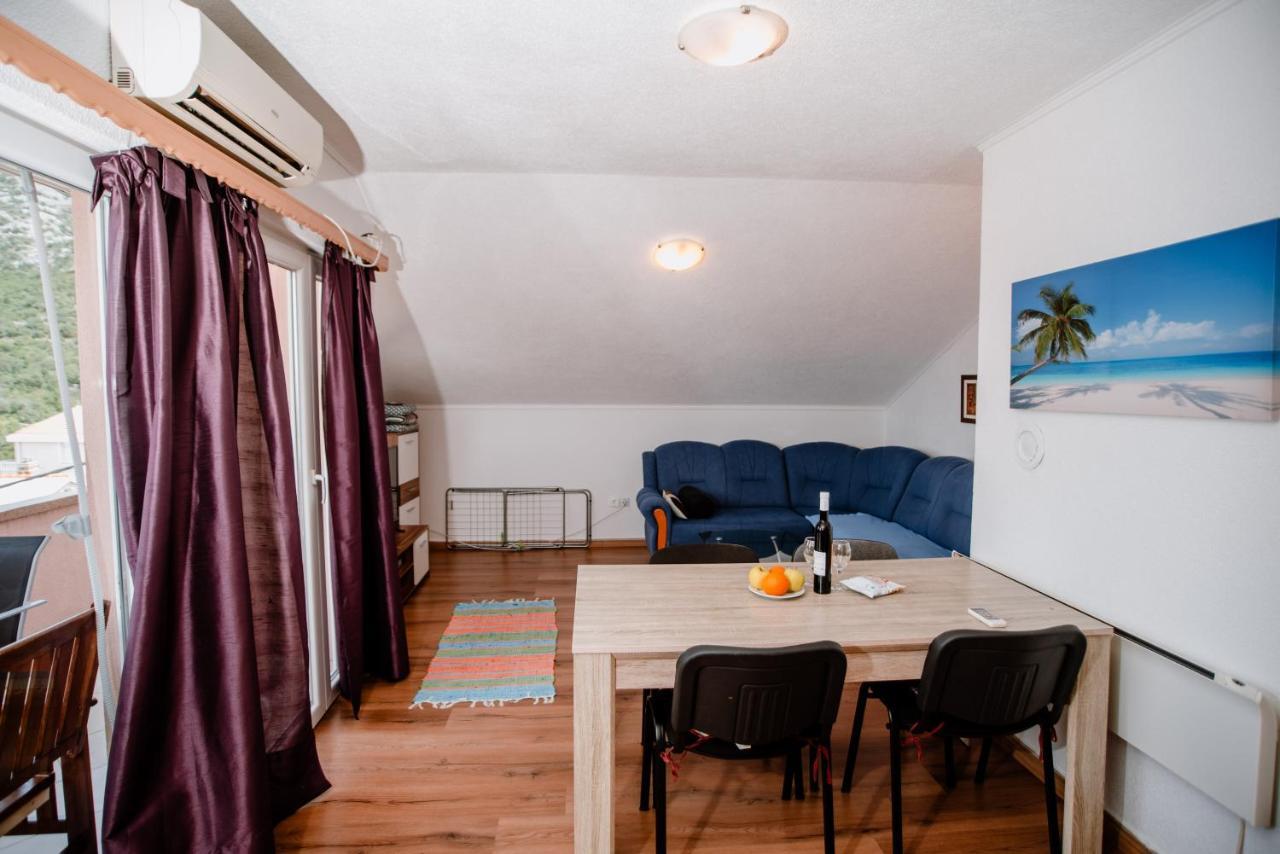 Apartmán Apartmens Leona Karlobag Exteriér fotografie