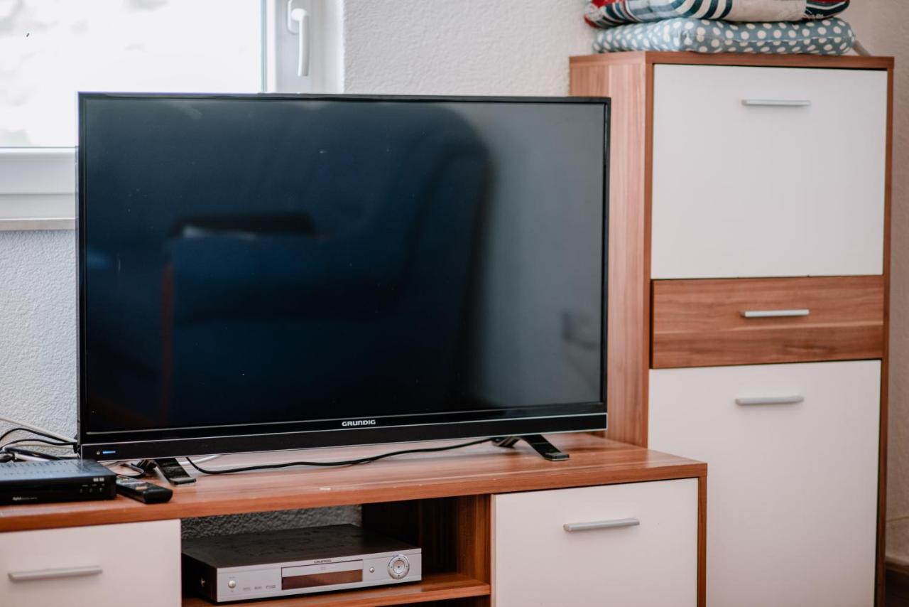 Apartmán Apartmens Leona Karlobag Exteriér fotografie