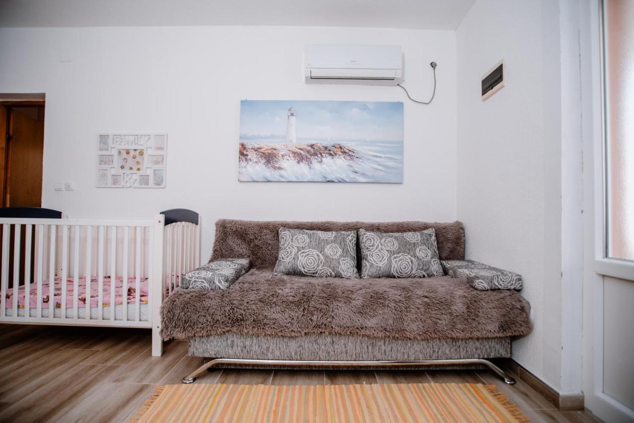 Apartmán Apartmens Leona Karlobag Exteriér fotografie